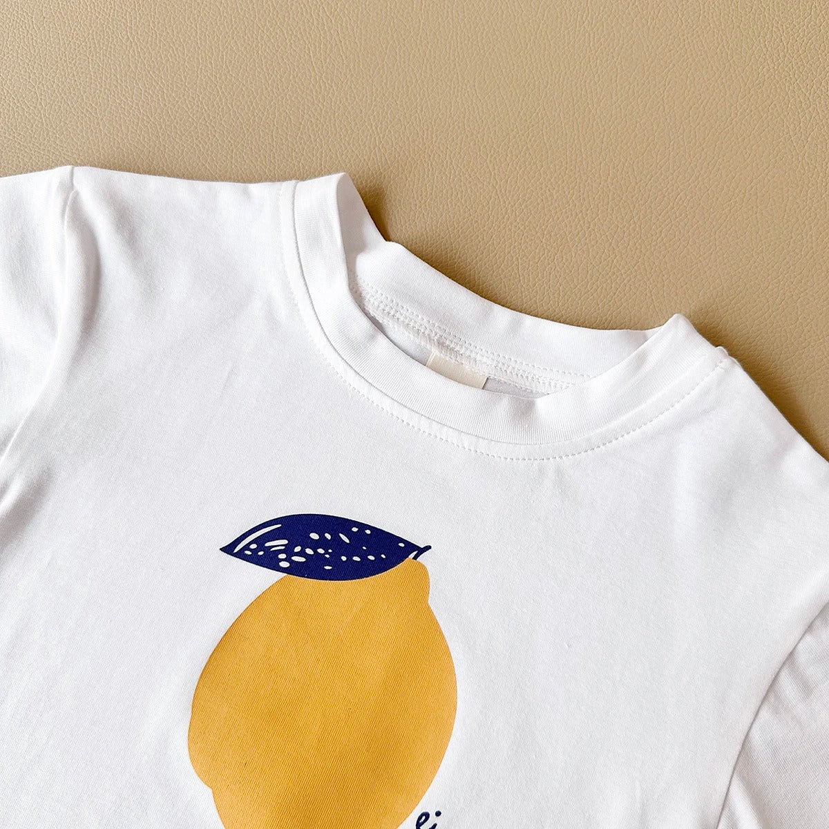 Ensemble bébé t-shirt blanc motif citron + short coton à carreaux
