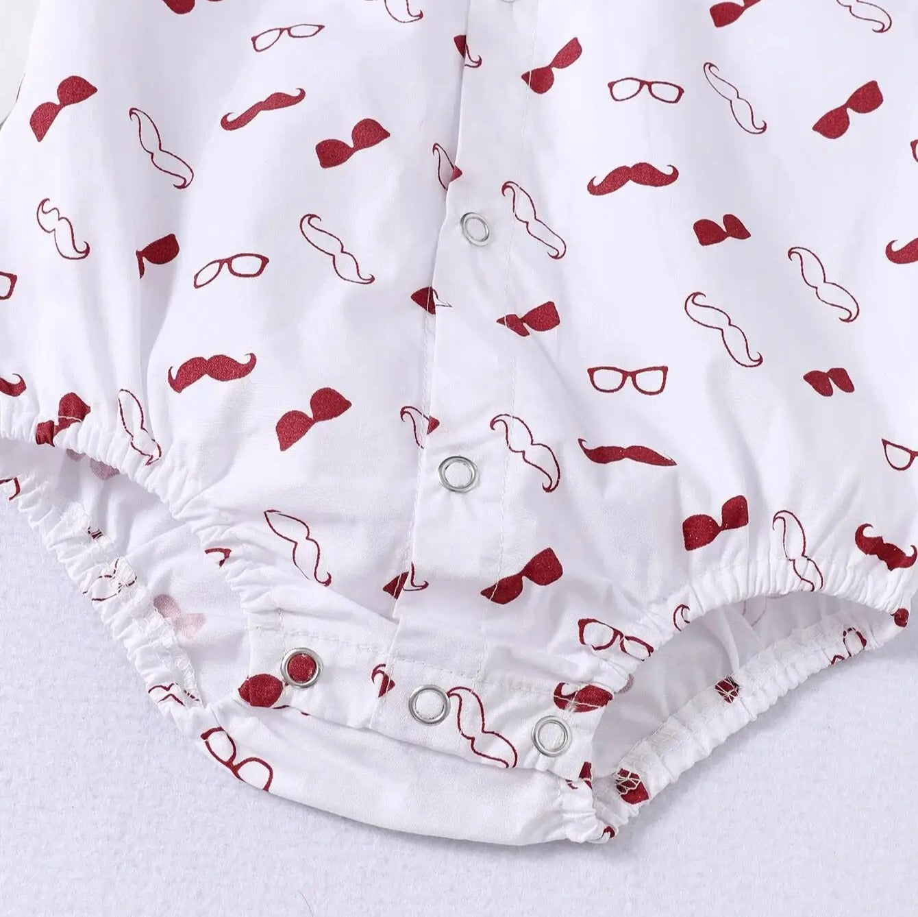 Ensemble bébé body chemise + short coton chic motif moustache