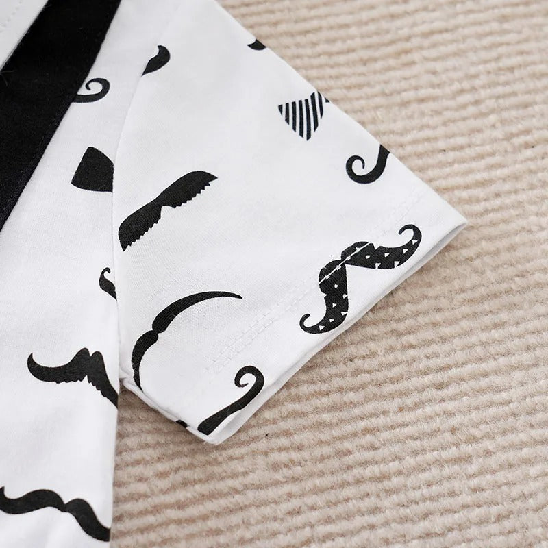 Barboteuse bébé manches courtes coton style costume moustache